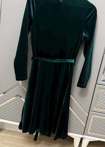 Kadın Koyu Yeşil Uzun V Yakalı Elbise - Görsel 8