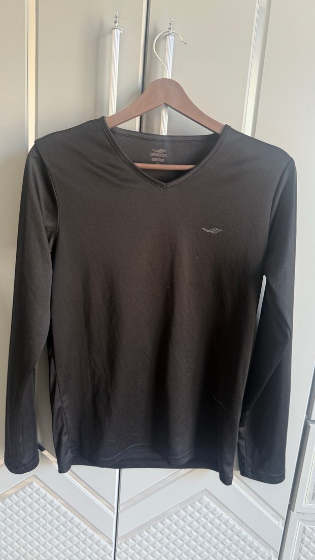 Lescon Siyah V Yaka Erkek Spor Tişörtü - Görsel 2