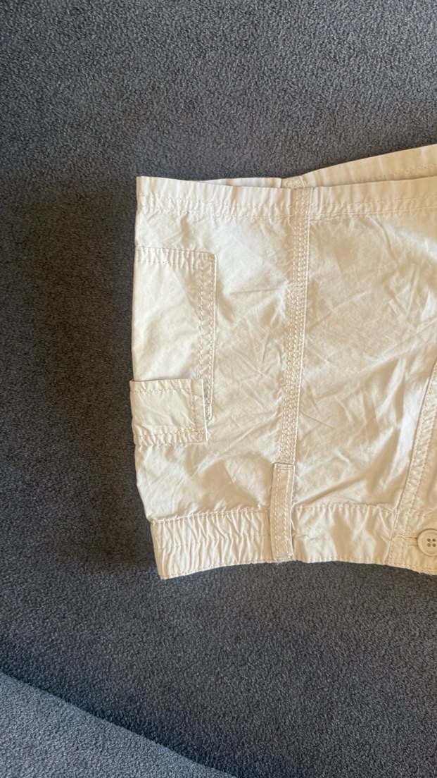 Düğmeli Bej Keten Mini Şort - Görsel 2