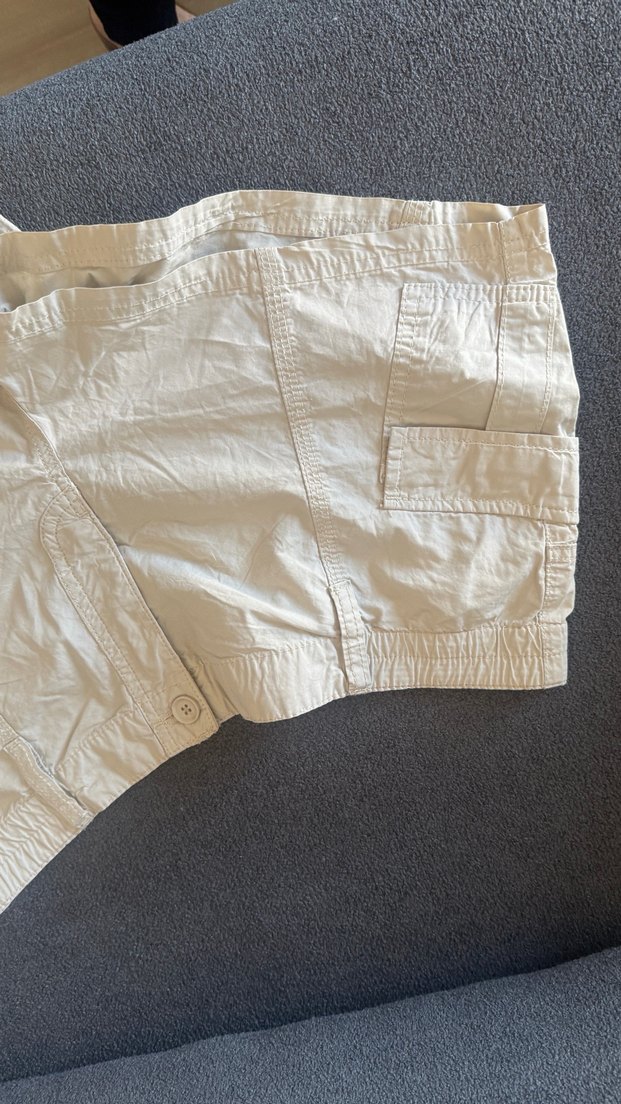 Düğmeli Bej Keten Mini Şort - Görsel 3