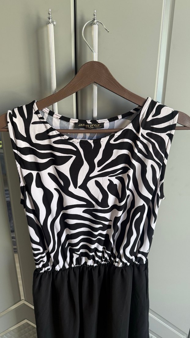 Zebra Desenli Pilili Midi Elbise - Görsel 2