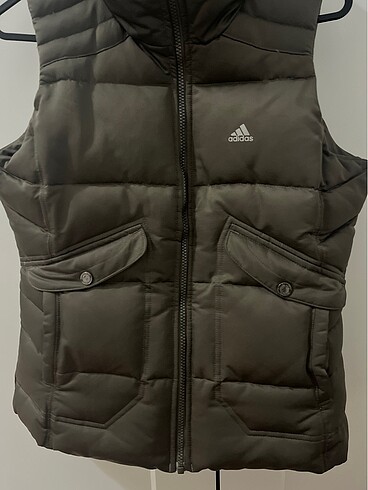 Adidas Ka tüyü şişme yelek
