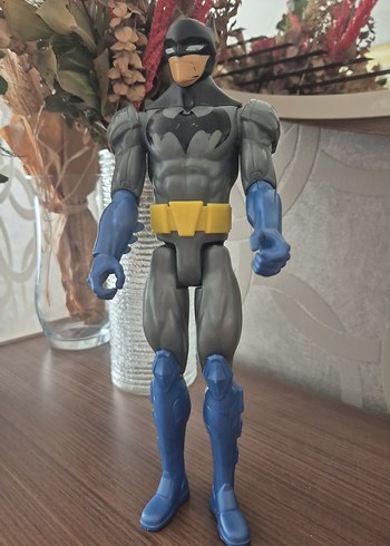 Gri ve Mavi Batman Figürü orijinal ürün