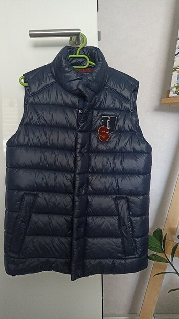 U.S. POLO ASSN YELEK 8/9/10/11 yaş ile uyumlu