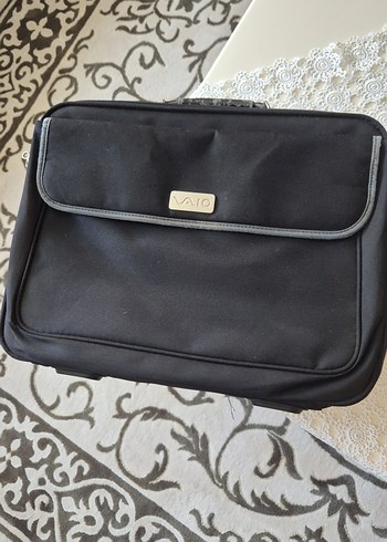 Siyah Fermuarlı evrak ve Laptop Çantası