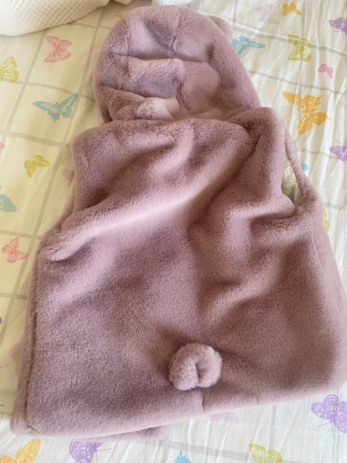 Kız Çocuk Kapüşonlu Mor Peluş Yelek - Görsel 5