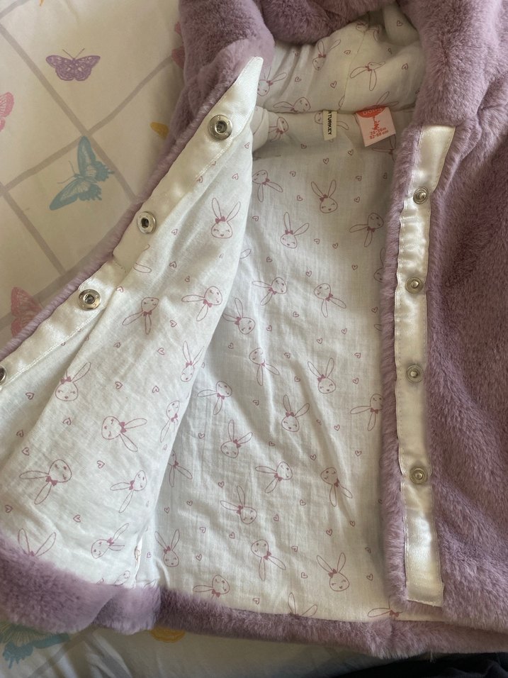 Kız Çocuk Kapüşonlu Mor Peluş Yelek - Görsel 2