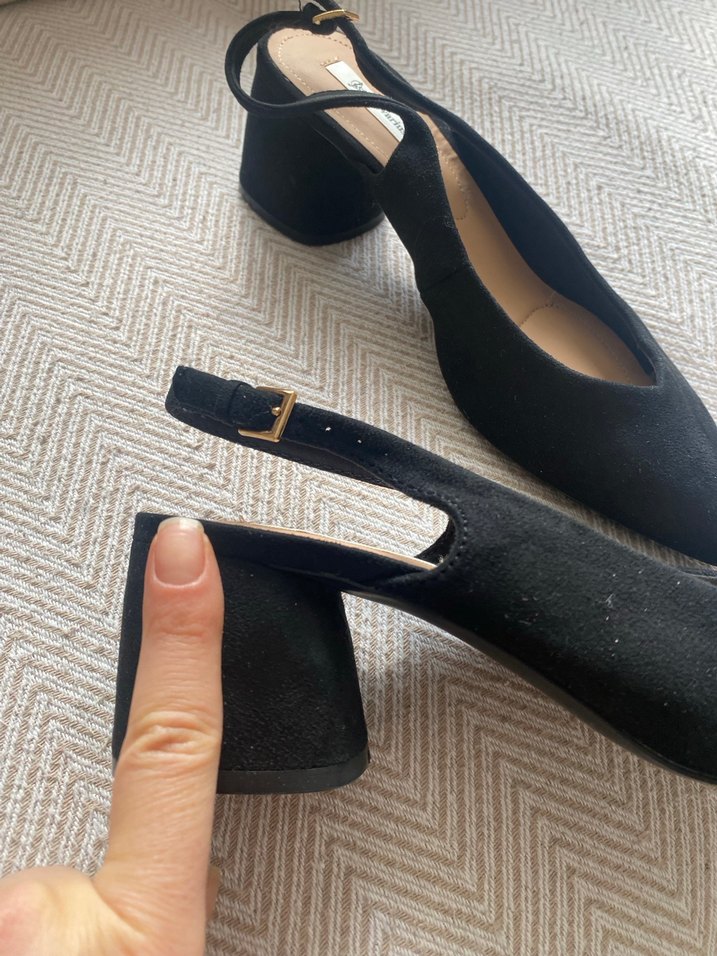 Siyah Süet Tokalı Kadın Topuklu Ayakkabı - Görsel 4