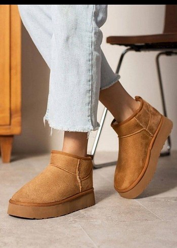 UGG platform