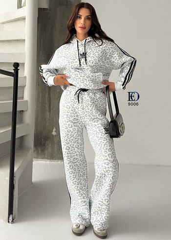 xl Beden ADİDAS Zebra Desenli Kadın Eşofman Takımı