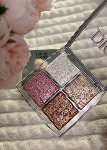 Dior 4'lü Işıltılı Aydınlatıcı Paleti - Görsel 3
