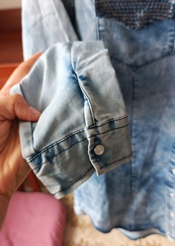 m Beden mavi Renk Mavi Batik Desenli Kadın Denim Gömlek