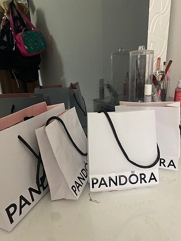 Pandora yüzük