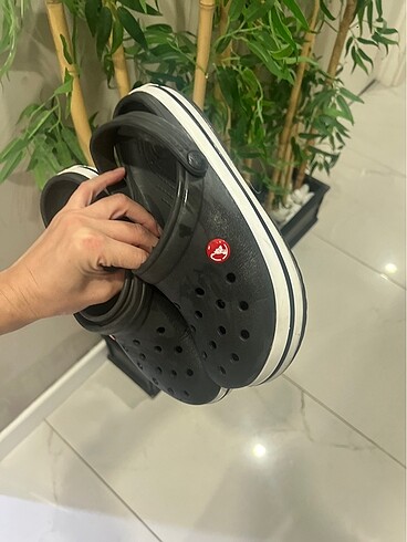 39 Beden siyah Renk Orjinal crocs az giyildi 39 numara