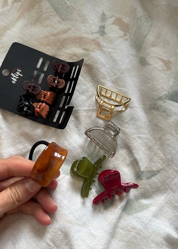 Kırmızı Saç Tokası ve Lastik Seti - Görsel 5