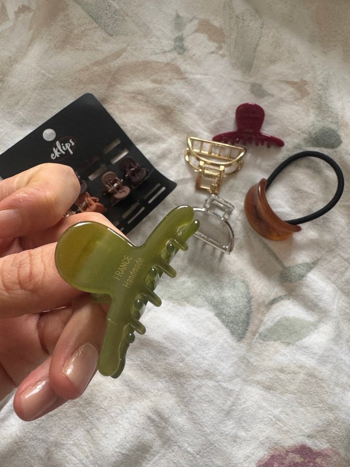 Kırmızı Saç Tokası ve Lastik Seti - Görsel 3