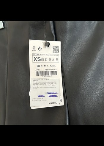 Zara Siyah Deri Mini Şort, Kemerli, Sokak Stili