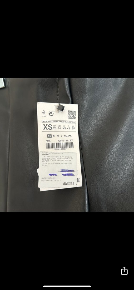 Siyah Deri Mini Şort, Kemerli, Sokak Stili - Görsel 4