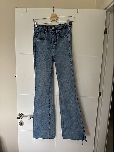 34 Beden mavi Renk Flare jean