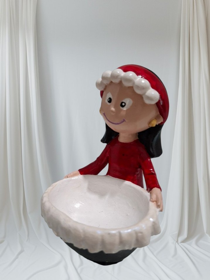 Kırmızı Şapkalı Renkli Figürin - Görsel 2