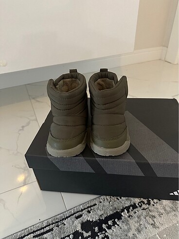Zara Zara çocuk bot