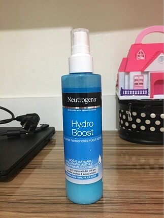 Neutrogena nemlendirici vücut spreyi