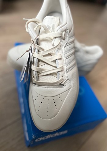 Adidas Beyaz Bağcıklı Spor Ayakkabı - Görsel 7