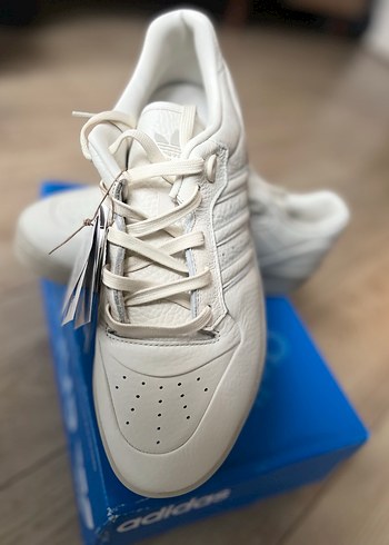 Adidas Beyaz Bağcıklı Spor Ayakkabı - Görsel 6