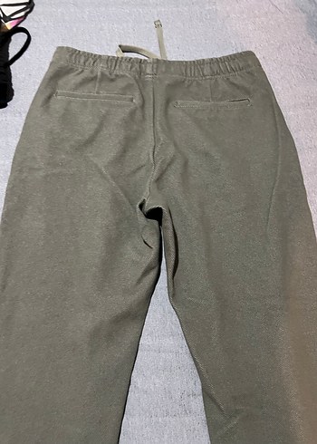 Gri Kadın Bol Kesim Kemerli Pantolon - Görsel 2