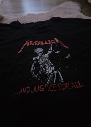Diğer metallica tişörtü