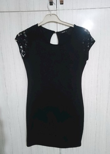 Dantel Detaylı Siyah Midi Gösterişli Elbise tişört - Görsel 5