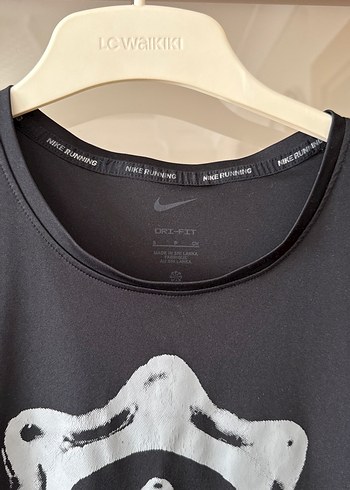 Nike siyah koşu tişörtü - Görsel 2