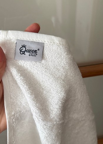 Nakışlı Beyaz el Havlusu - Görsel 3