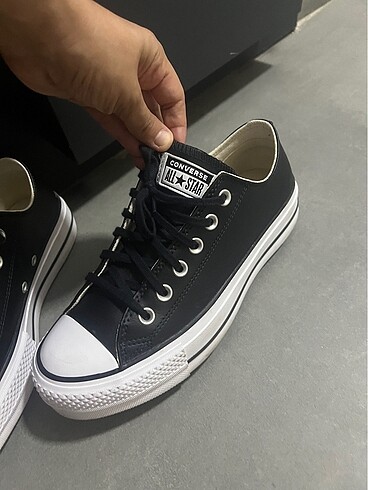 38 Beden siyah Renk Orijinal converse