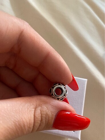  Beden Pandora charm
