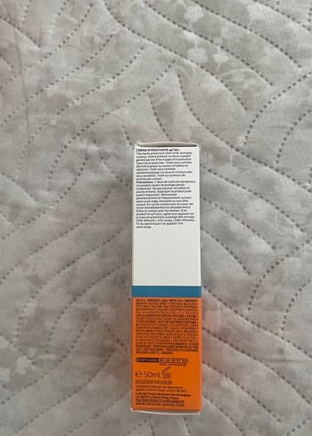 La Roche-Posay Anthelios UVMUNE 50+ Nemlendirici Krem - Görsel 2