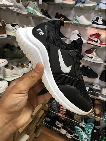 Nikee
