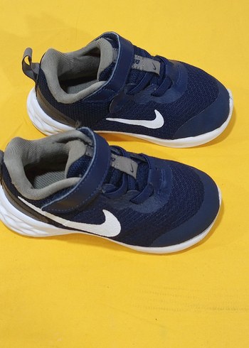 25 Beden Nike 25