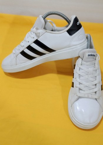 Adidas 38