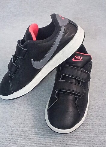 29 Beden siyah Renk Nike 29.5