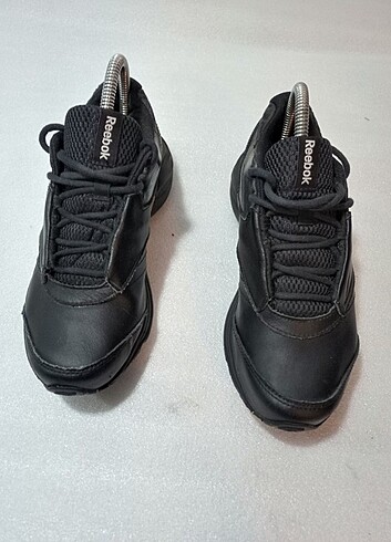 Reebok 37