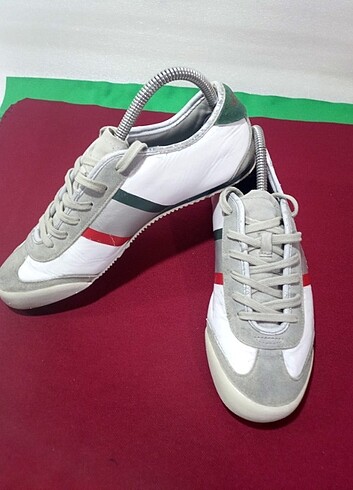 Lacoste 39 