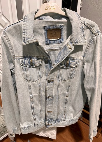 Gri Düğmeli Denim Ceket