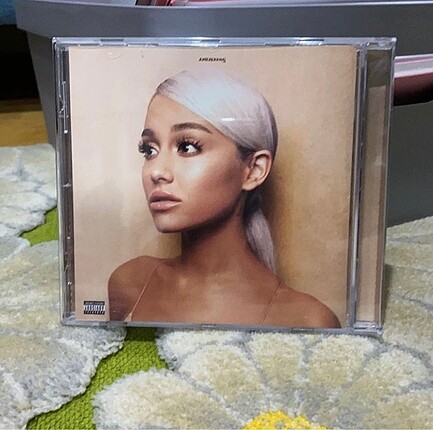 Ariana Grande Sweetener Official Album