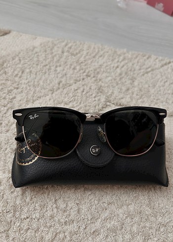 Siyah Ray-Ban Kadın Güneş Gözlüğü -