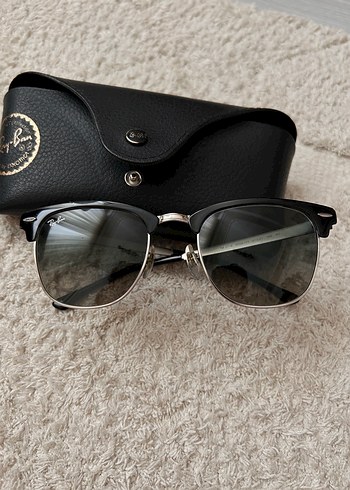  Beden Siyah Ray-Ban Kadın Güneş Gözlüğü -