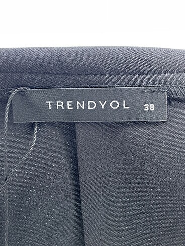 38 Beden siyah Renk Trendyol & Milla Mini Etek %70 İndirimli.