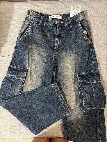 Bershka Kargo skater jean