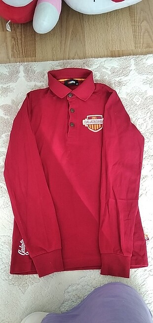 GS store sweatshirt