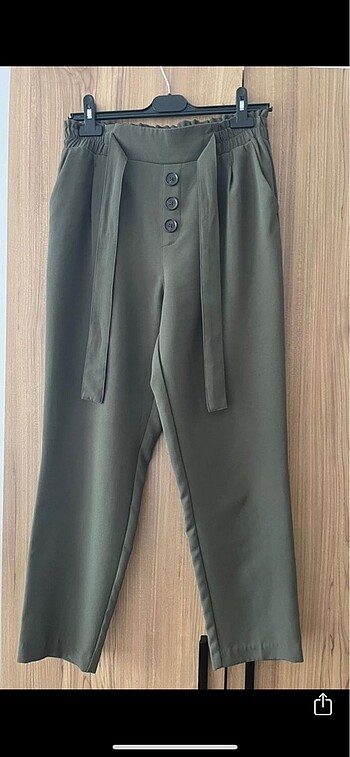 Stradivarius yeşil havuç pantolon